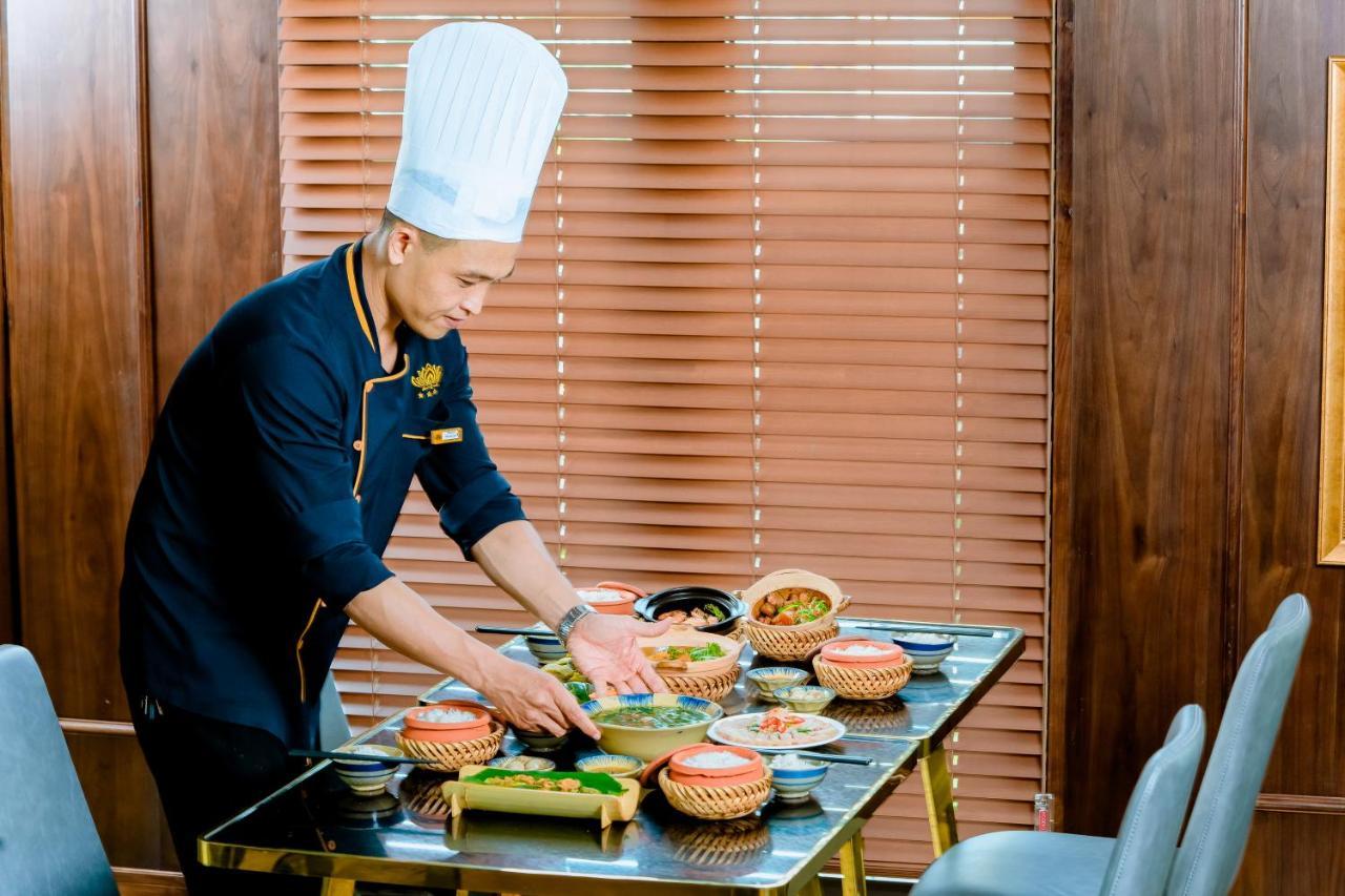 Golden Lotus Luxury Hotel Danang - Complimentary Daily Afternoon Tea Zewnętrze zdjęcie